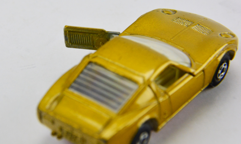 Illustration for article titled Matchbox Miura Monday
